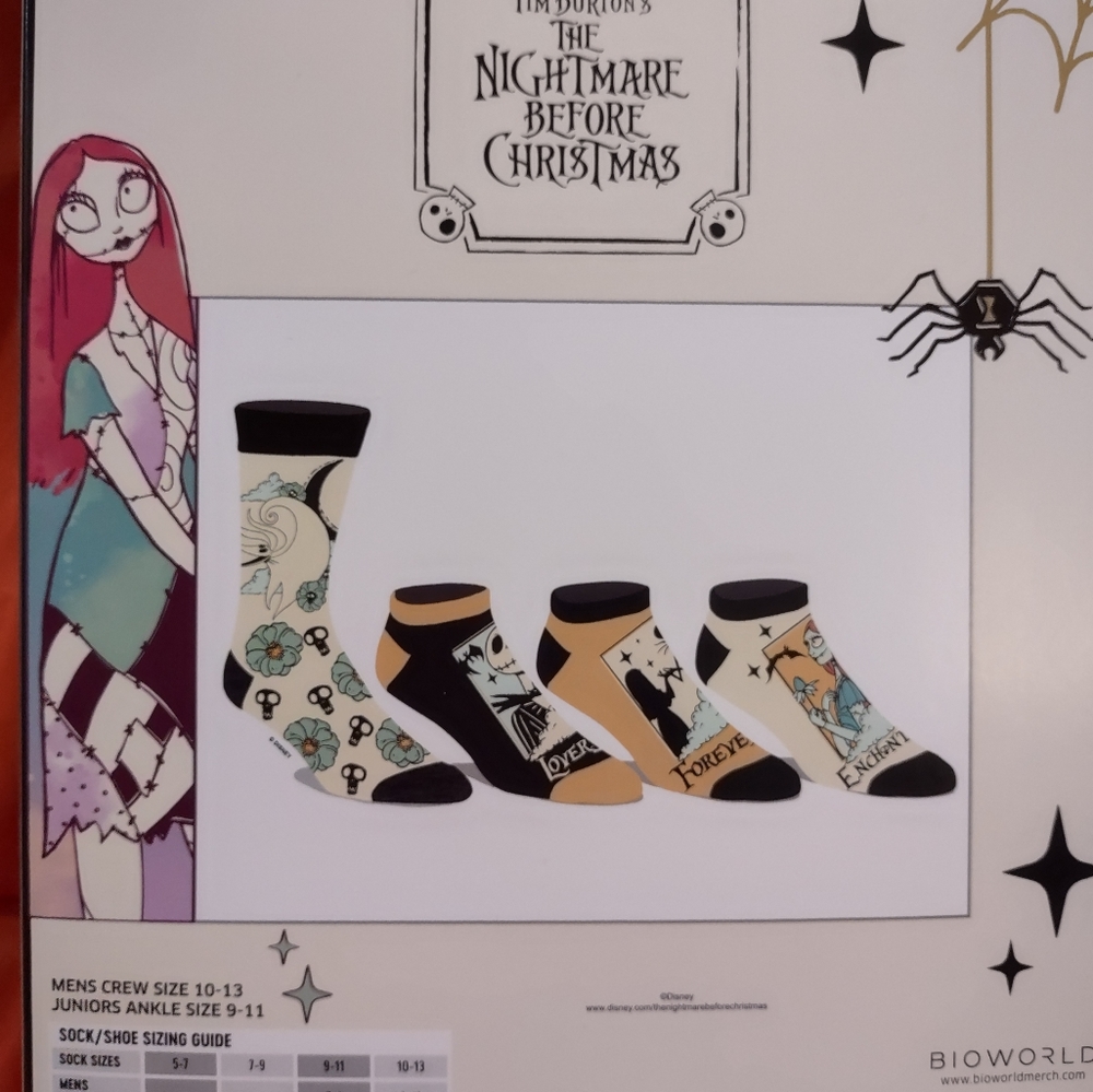 NWT Nightmare Before Christmas 4pk Tarot Socks